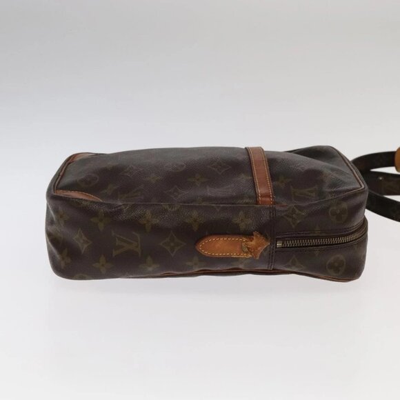 LOUIS VUITTON Monogram Danube MM Shoulder Bag M45264 LV Auth 107149 - Picture 6 of 16